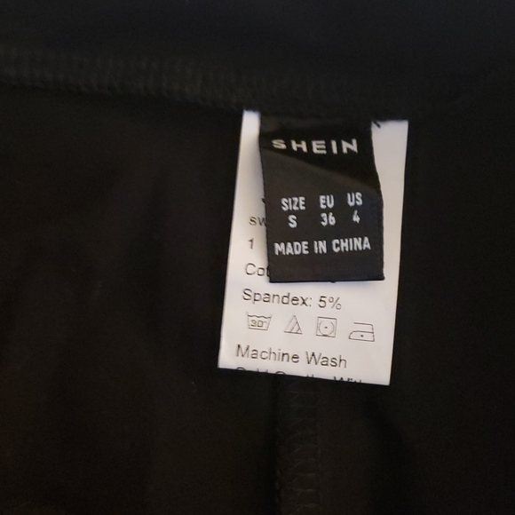 Bike shorts - Picture 2 of 2